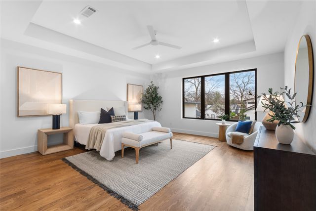 8611 San Fernando Way, Dallas, TX 75218