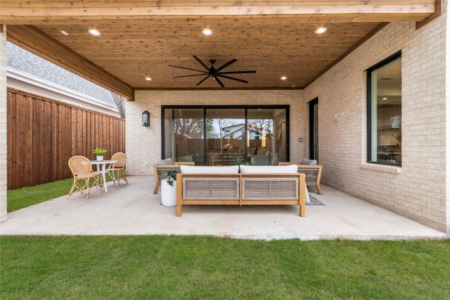 8611 San Fernando Way, Dallas, TX 75218