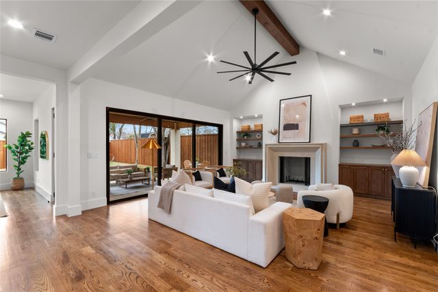 8611 San Fernando Way, Dallas, TX 75218