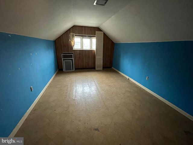 436 S 9TH ST, North Wales, PA 19454