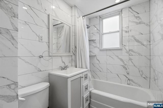 145 Sheridan Avenue, Roselle Park, NJ 07204