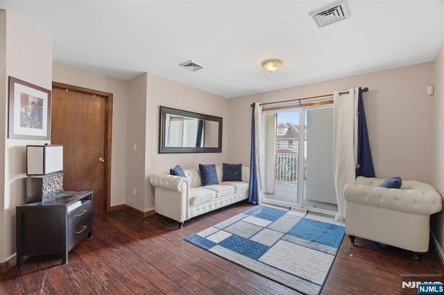 145 Sheridan Avenue, Roselle Park, NJ 07204