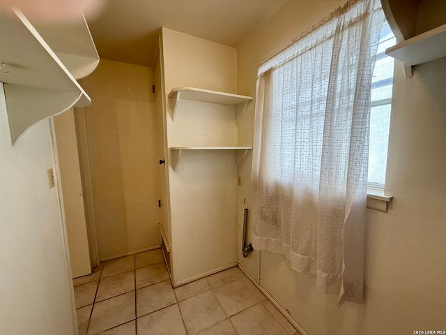 1050 Elizabeth, New Braunfels, TX 78130