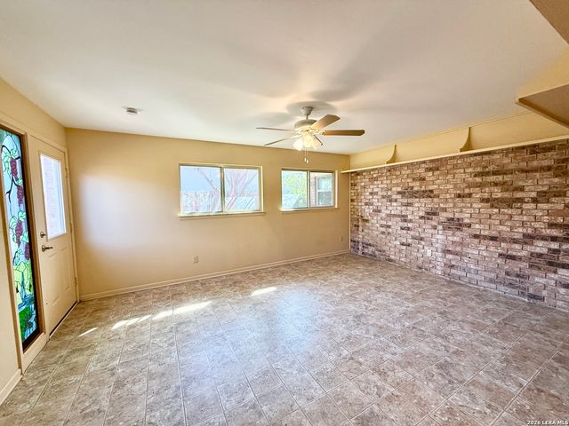 1050 Elizabeth, New Braunfels, TX 78130