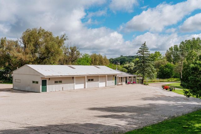 N865 COUNTY ROAD W, Campbellsport, WI 53010