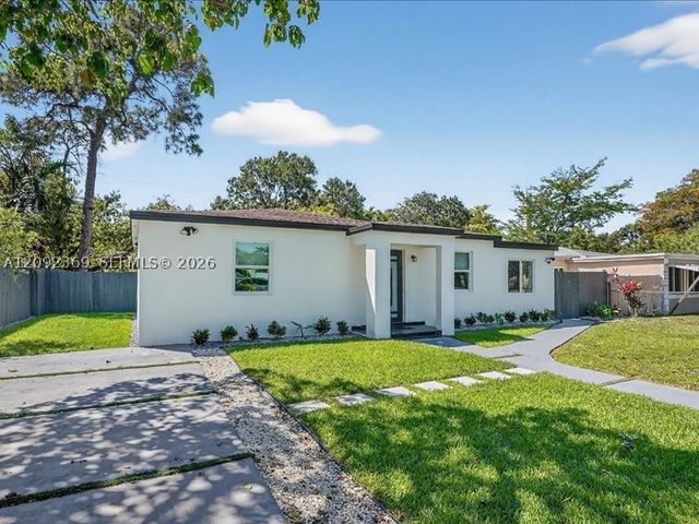 1010 NE 138th St 1, North Miami, FL 33161