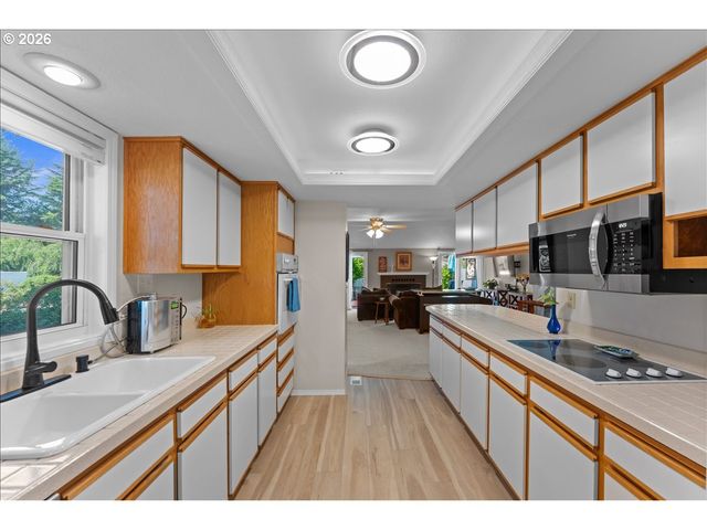 3316 Ne 29TH St, Gresham, OR 97030