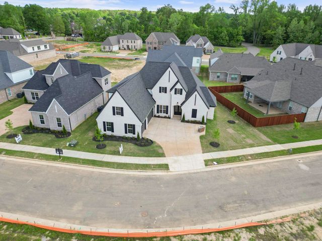 10145 KAITLYNN ROSE DR S, Lakeland, TN 38002