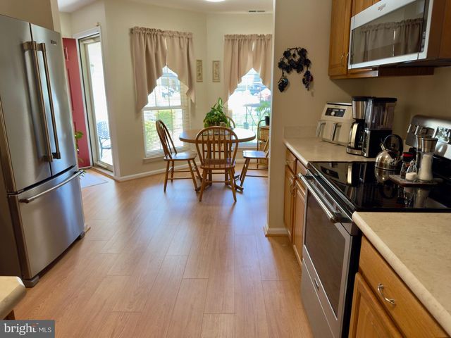 35 FOX MEADOW DR, Sicklerville, NJ 08081