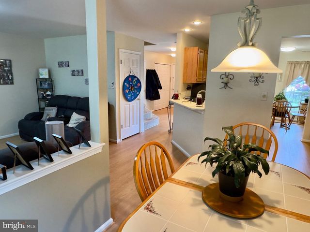 35 FOX MEADOW DR, Sicklerville, NJ 08081