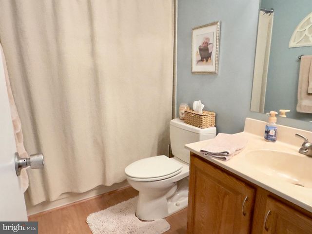 35 FOX MEADOW DR, Sicklerville, NJ 08081