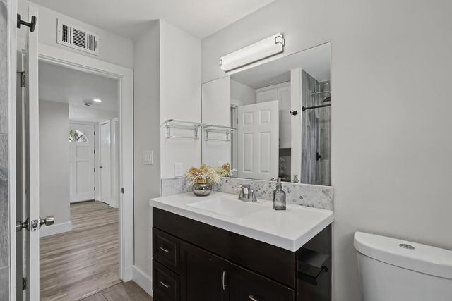 932 Coloma Way, Roseville, CA 95661