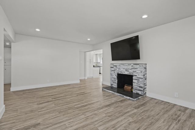 932 Coloma Way, Roseville, CA 95661