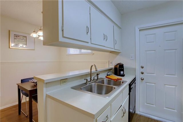 816 W North Loop BLVD 107, Austin, TX 78756