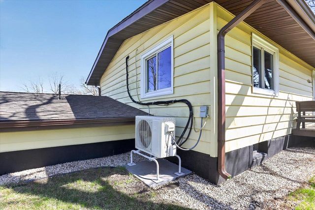 1159 N Pember Road, Janesville, WI 53546