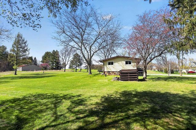 1159 N Pember Road, Janesville, WI 53546