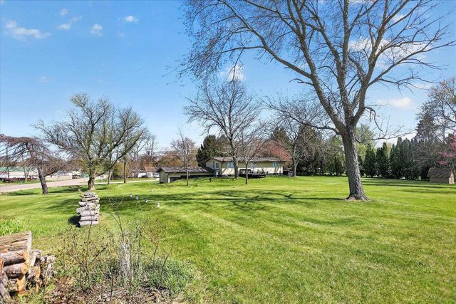 1159 N Pember Road, Janesville, WI 53546