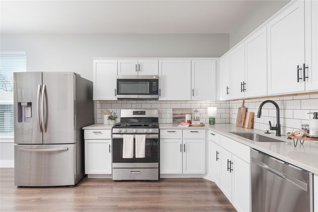 285 N Sherman Avenue, Van Alstyne, TX 75495