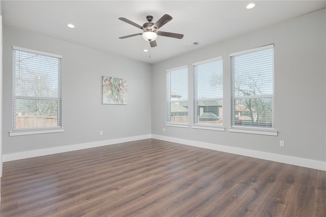 285 N Sherman Avenue, Van Alstyne, TX 75495