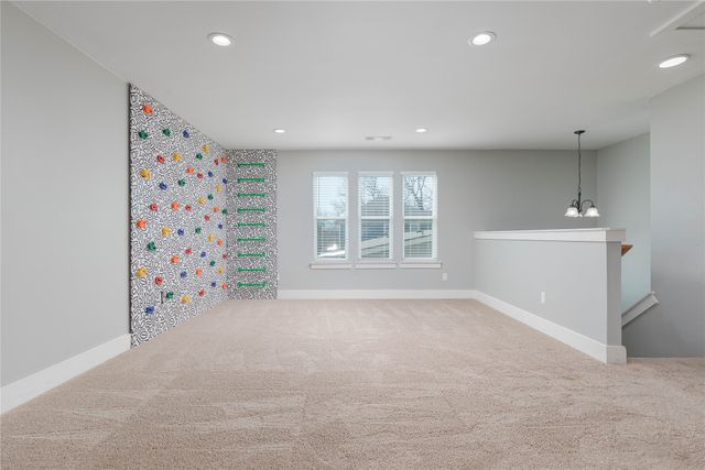 285 N Sherman Avenue, Van Alstyne, TX 75495