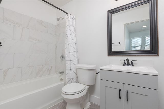 285 N Sherman Avenue, Van Alstyne, TX 75495