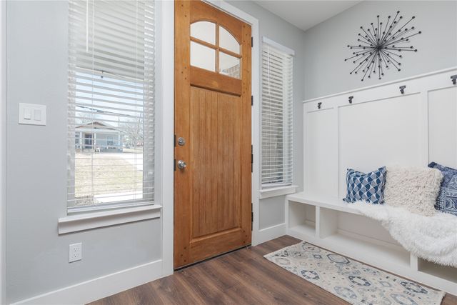 285 N Sherman Avenue, Van Alstyne, TX 75495