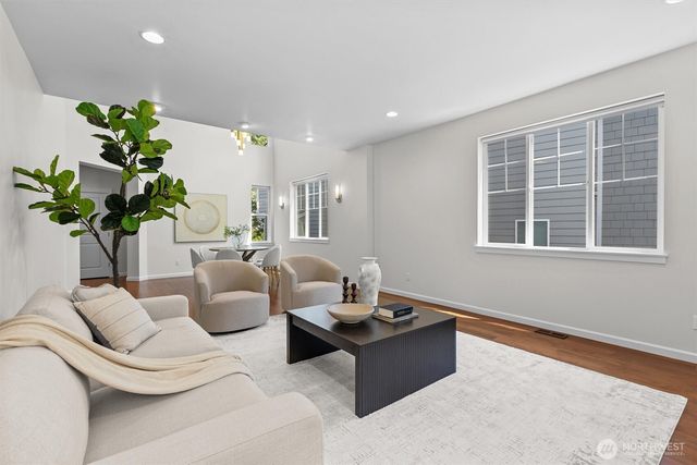 16198 SE 51st Place, Bellevue, WA 98006