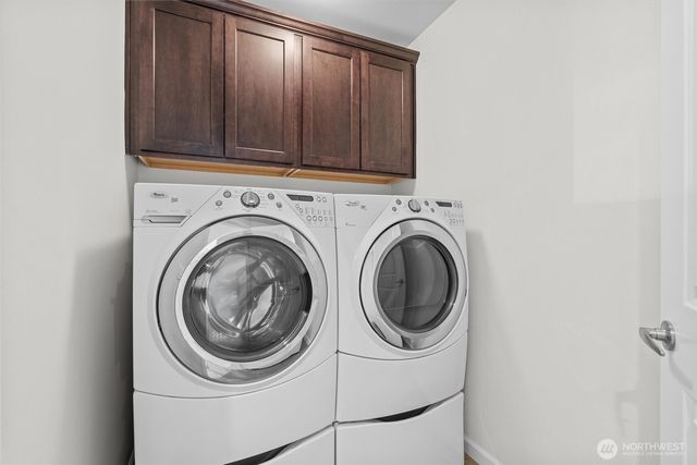 16198 SE 51st Place, Bellevue, WA 98006