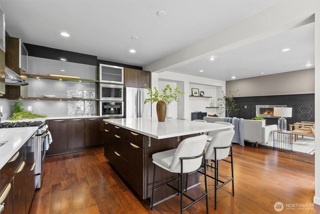 16198 SE 51st Place, Bellevue, WA 98006