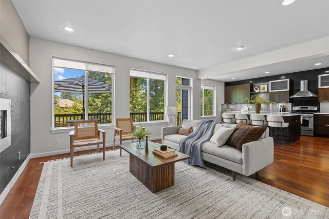 16198 SE 51st Place, Bellevue, WA 98006