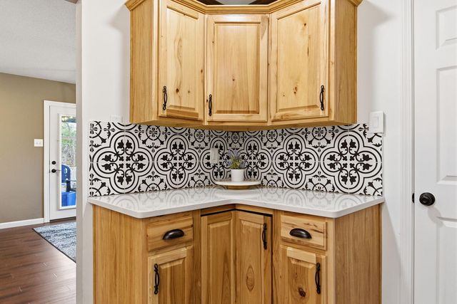 1401 HICKAM DR, Columbia, MO 65202