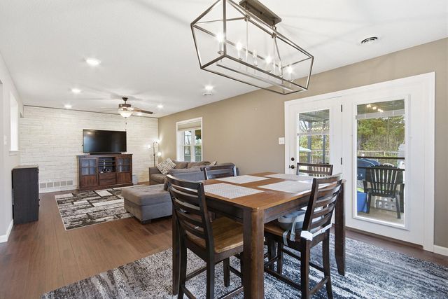 1401 HICKAM DR, Columbia, MO 65202