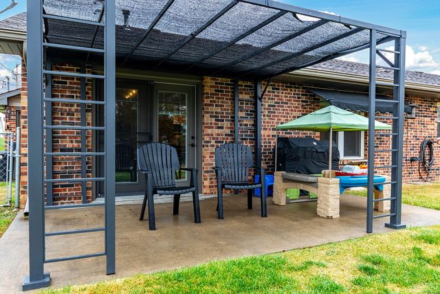 1401 HICKAM DR, Columbia, MO 65202