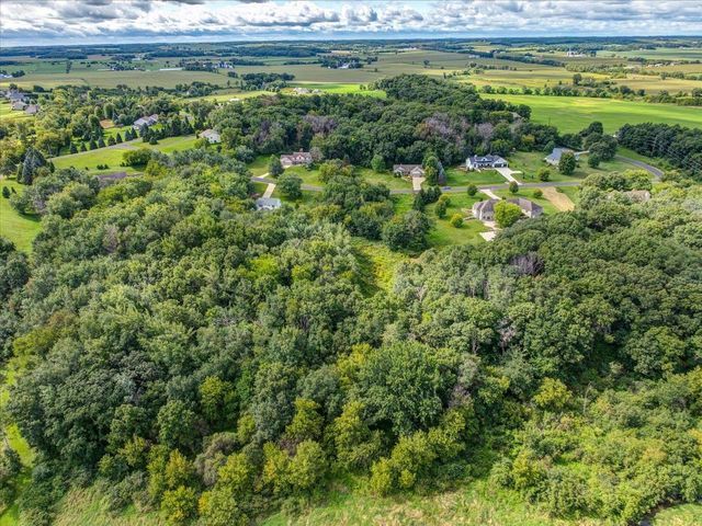 Lot 9 Woodside, Belleville, WI 53508