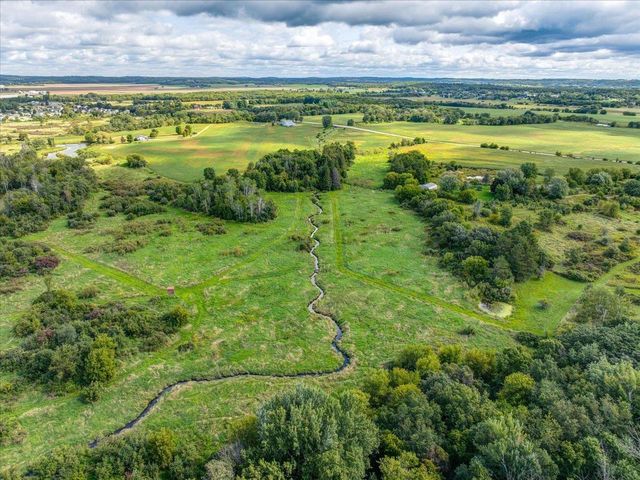 Lot 9 Woodside, Belleville, WI 53508