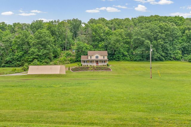590A Lindsey Hollow Rd, Gallatin, TN 37066