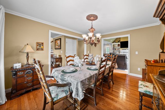 590A Lindsey Hollow Rd, Gallatin, TN 37066