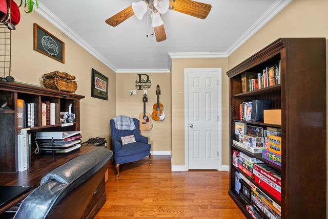 590A Lindsey Hollow Rd, Gallatin, TN 37066