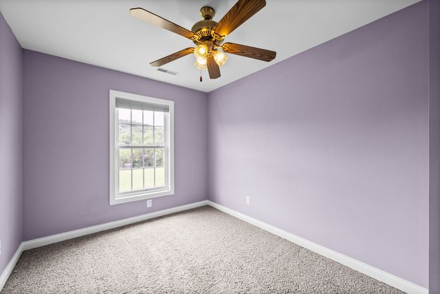 590A Lindsey Hollow Rd, Gallatin, TN 37066