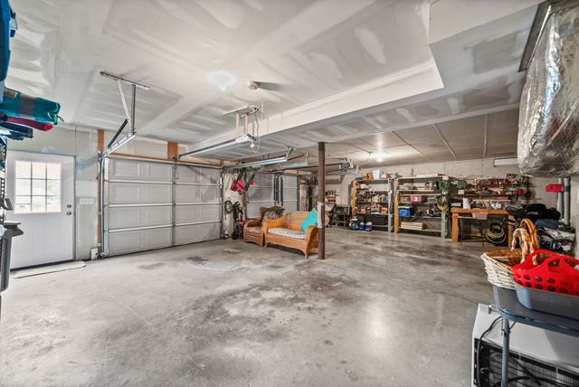 590A Lindsey Hollow Rd, Gallatin, TN 37066