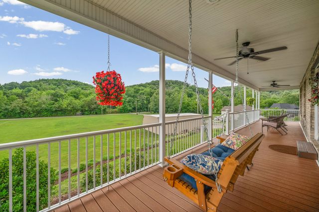 590A Lindsey Hollow Rd, Gallatin, TN 37066
