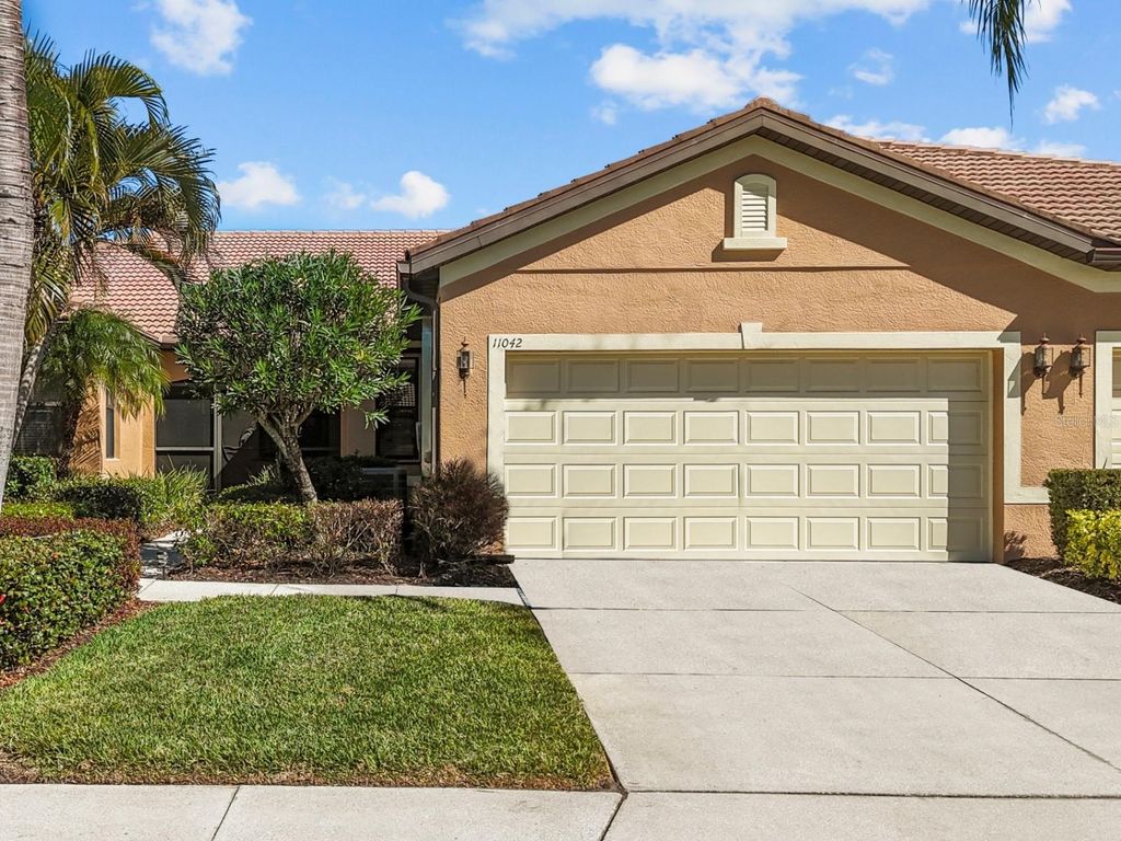 11042 BATELLO DRIVE, Venice, FL 34292