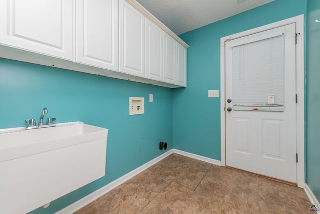 102 Ironwood Dr, Bonaire, GA 31005