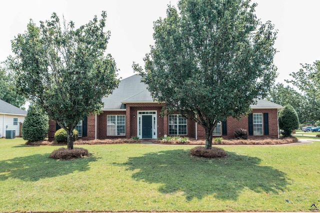 102 Ironwood Dr, Bonaire, GA 31005