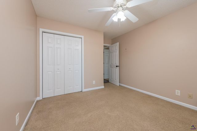 102 Ironwood Dr, Bonaire, GA 31005