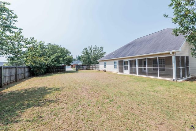 102 Ironwood Dr, Bonaire, GA 31005