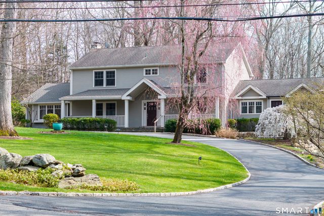 88 Bentwood Drive, Stamford, CT 06903