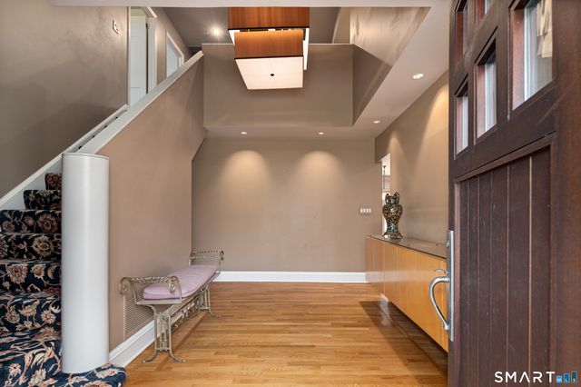 88 Bentwood Drive, Stamford, CT 06903