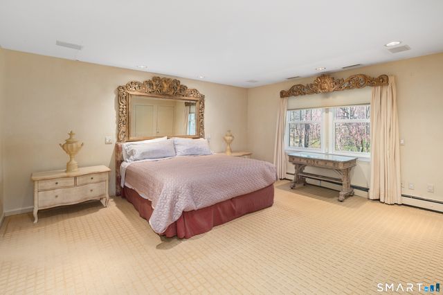 88 Bentwood Drive, Stamford, CT 06903