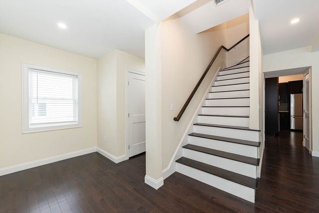 10 Marion St. 1, Medford, MA 02155